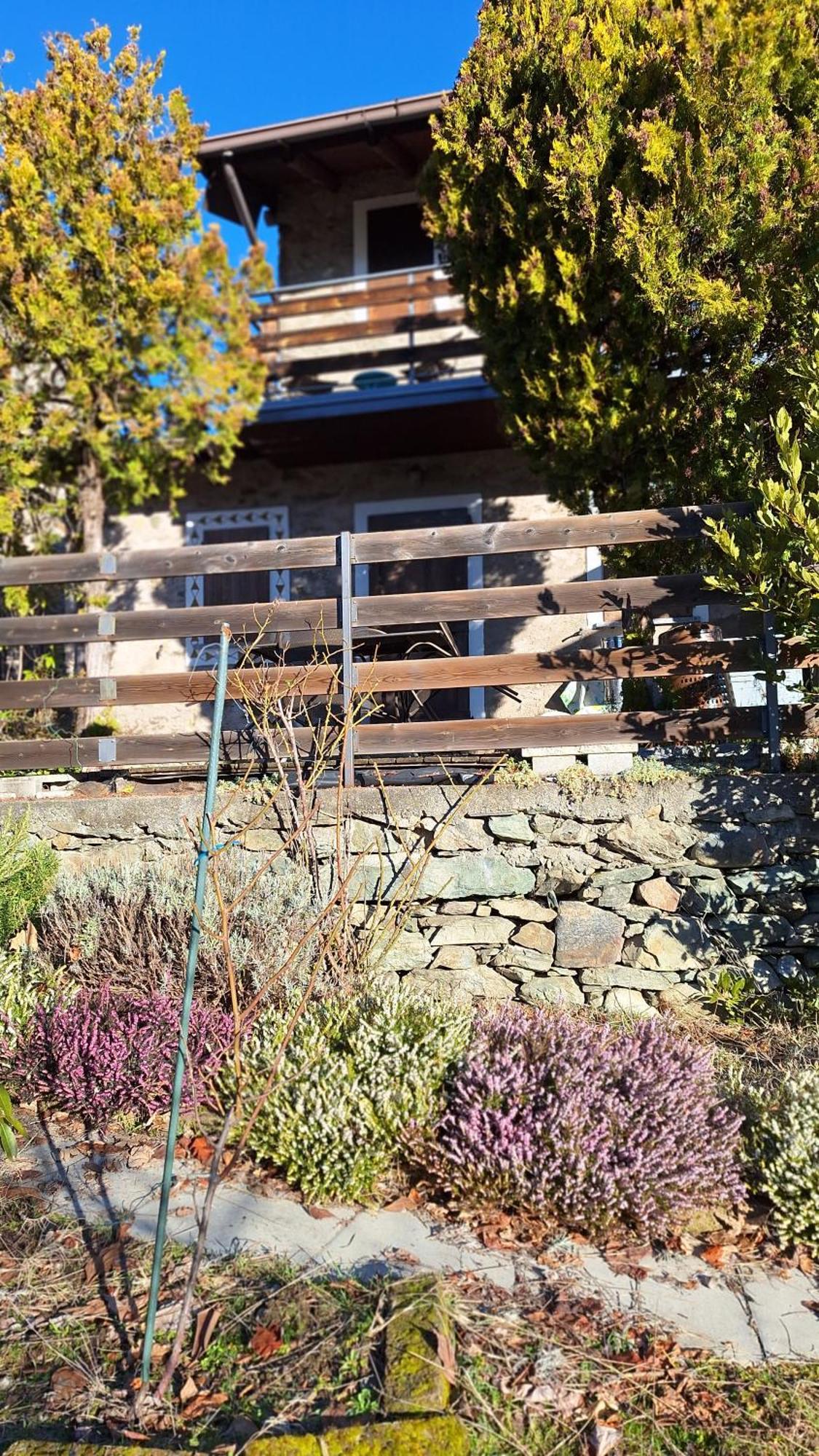 Casa Delle Rose Villa Teglio Exterior photo